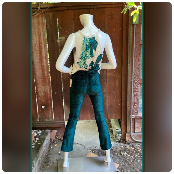 Free People green velvet cropped pants - Picture 3 of 8